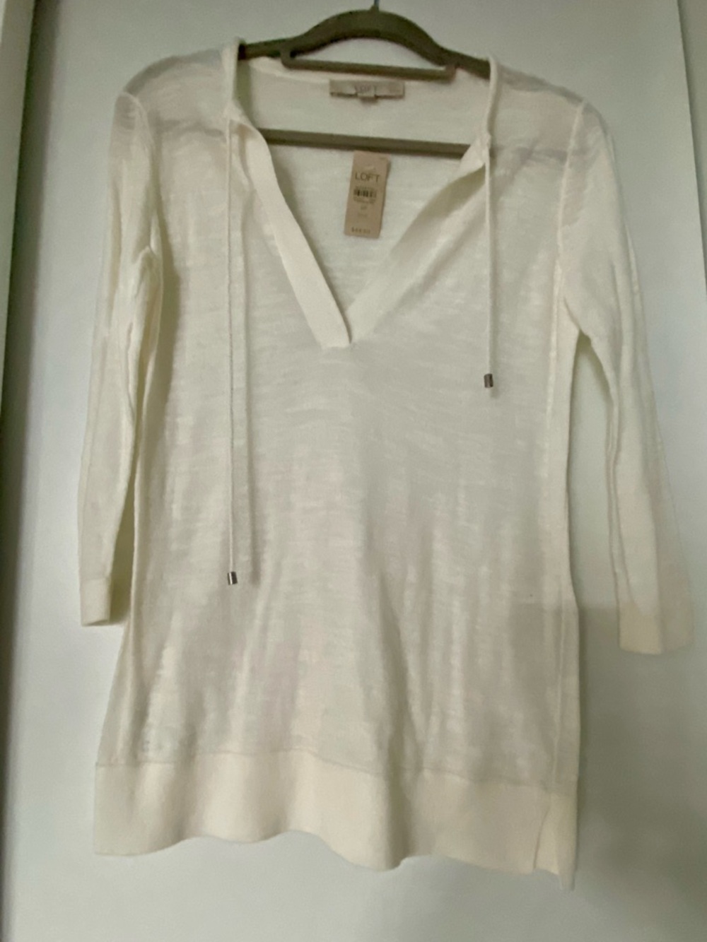NWT - LOFT Petite Lightweight Ivory V-Neck Hooded Tunic